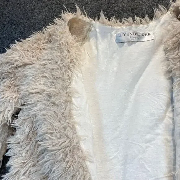 Leyendecker Los Angeles Women Medium Boom Faux Fur Marabou Jacket Ecru Festival